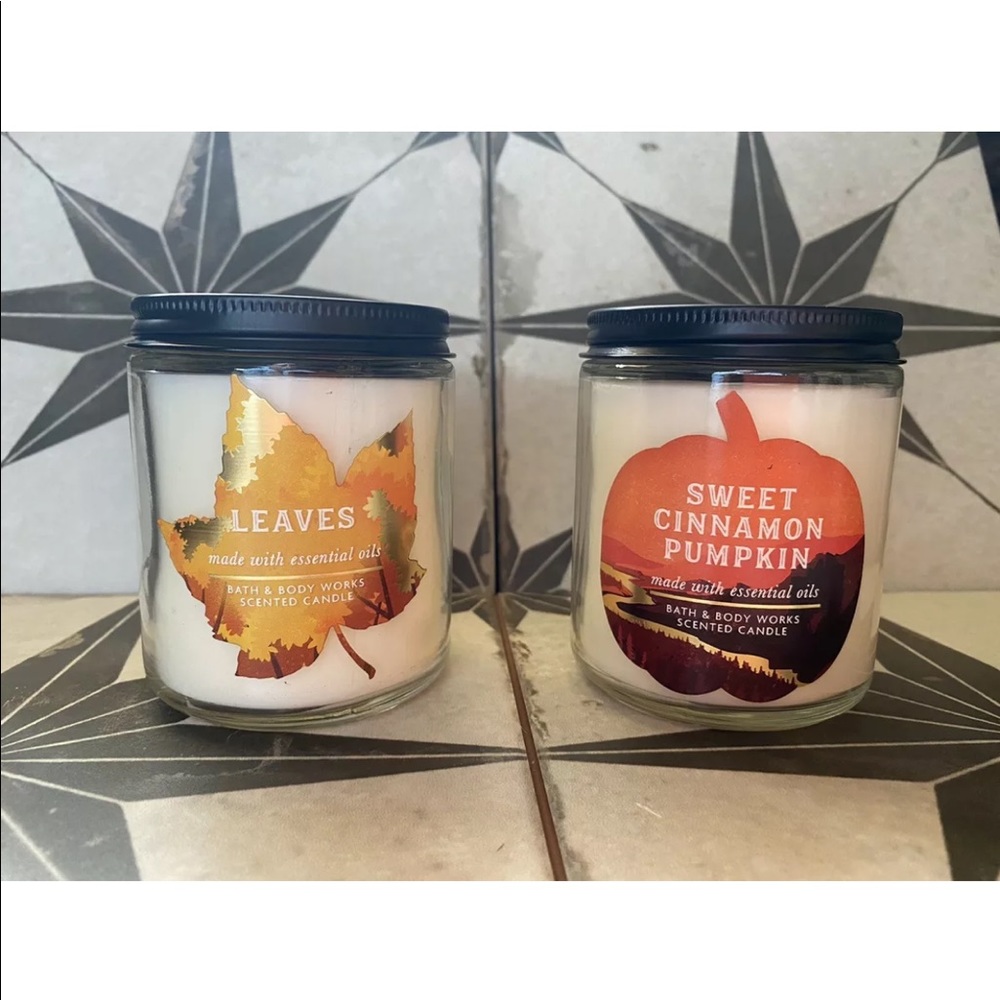 BATH AND BODY WORKS~LOT 0F 2~SINGLE WICK CANDLES~SWEET CIN. PUMPKIN, LEAVES~NEW